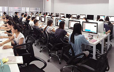 學好IT技術，為何離不開扎實的英語功底與計算機硬件開發結合？